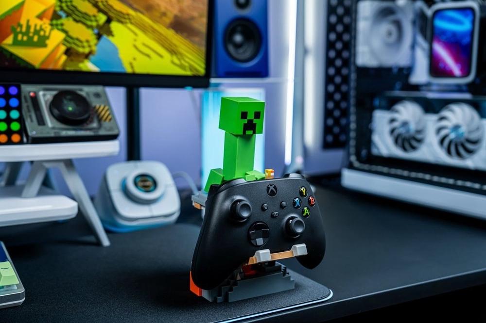 creeper-r-e-s-t-cable-guy-lifestyle-asset-medium