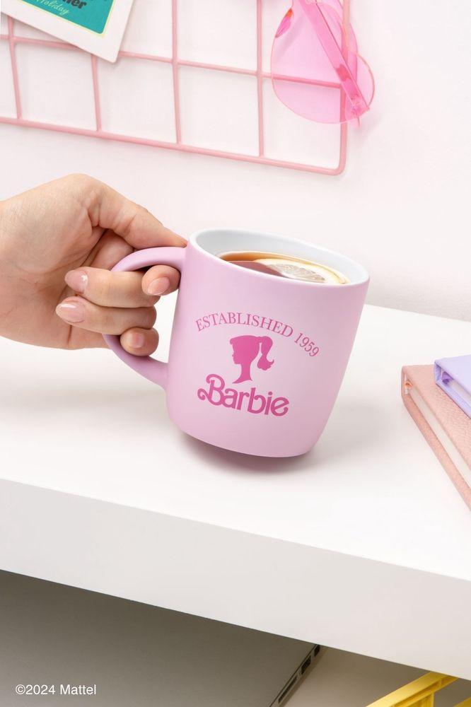 pp13761br-barbie-classic-mug-lifestyle-2
