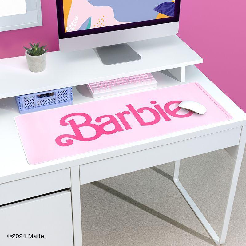 pp13764br-barbie-classic-desk-mat-lifestyle-800-x-800-0