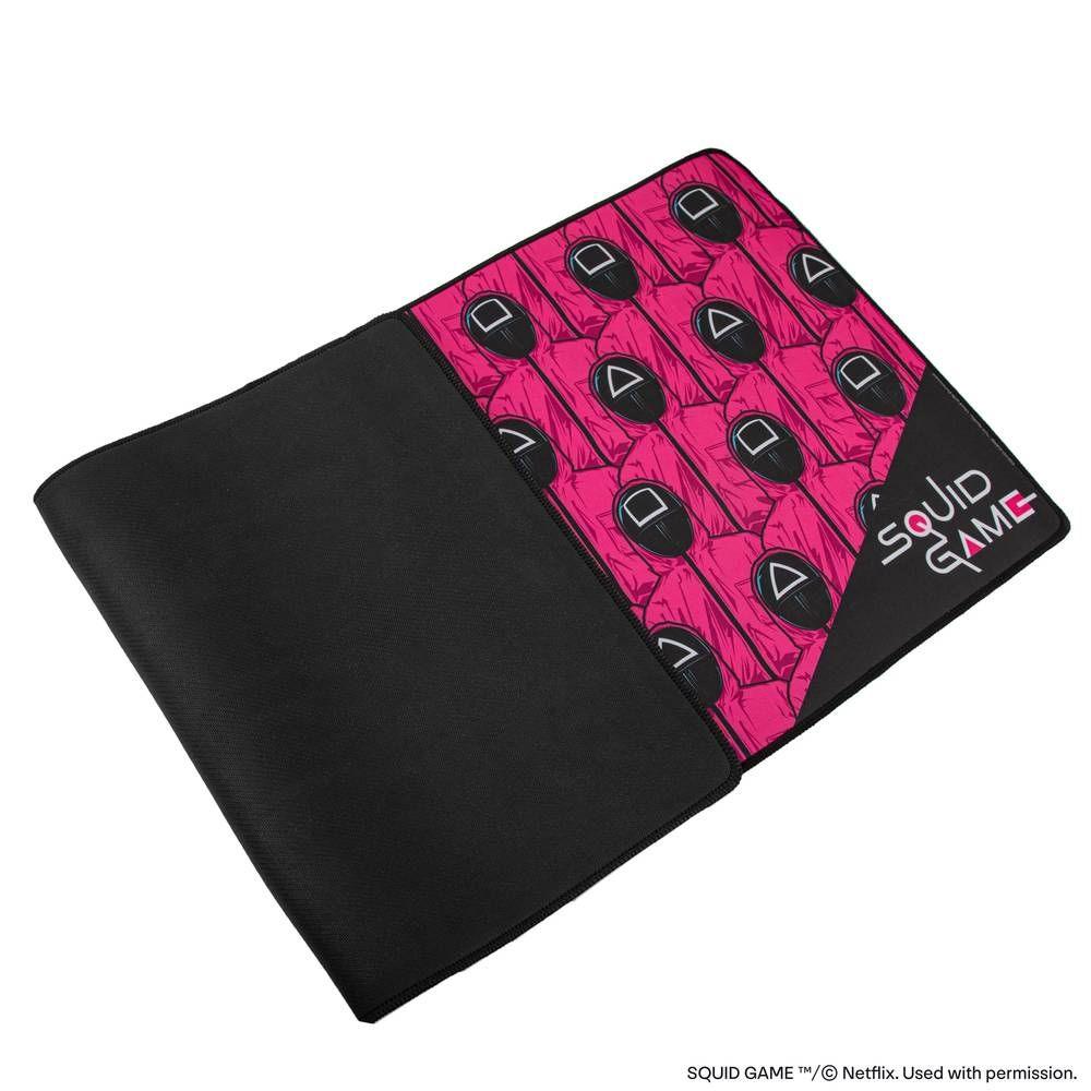 SG-Desk-Mat-Front-Man-and-Guards-Product-4-4895205619678-CR2540