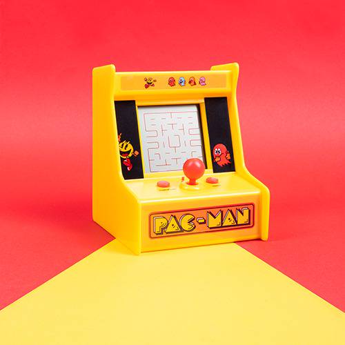 320116-320120-FIZZ-USA-PAC-MAN-Desktop-Arcade-Red-and-Yellow-Square
