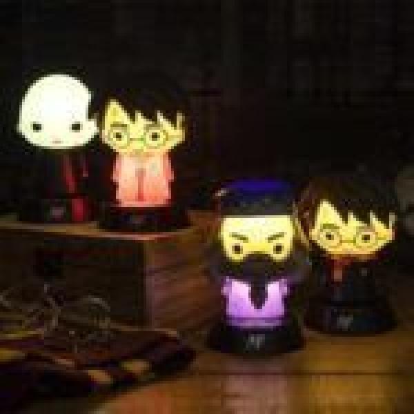 Paladone Voldemort Icon Light - Image 3