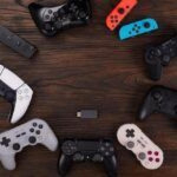 8BitDo: Retro Receiver - Classic Edition - Black (PS3/PS4/Wii/Switch/Xbox) - Image 2