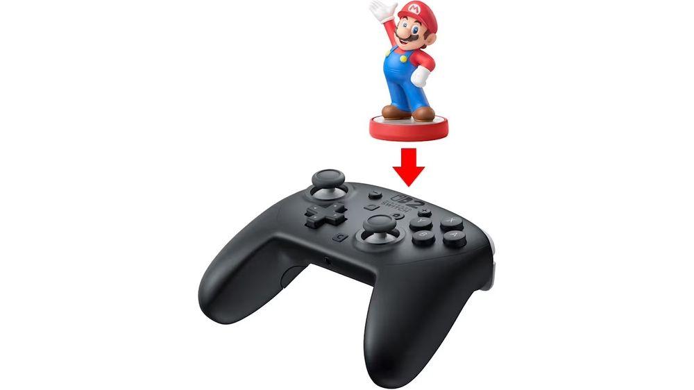 123674-nintendo-switch-2-pro-controller-and-amiibo-2000x2000
