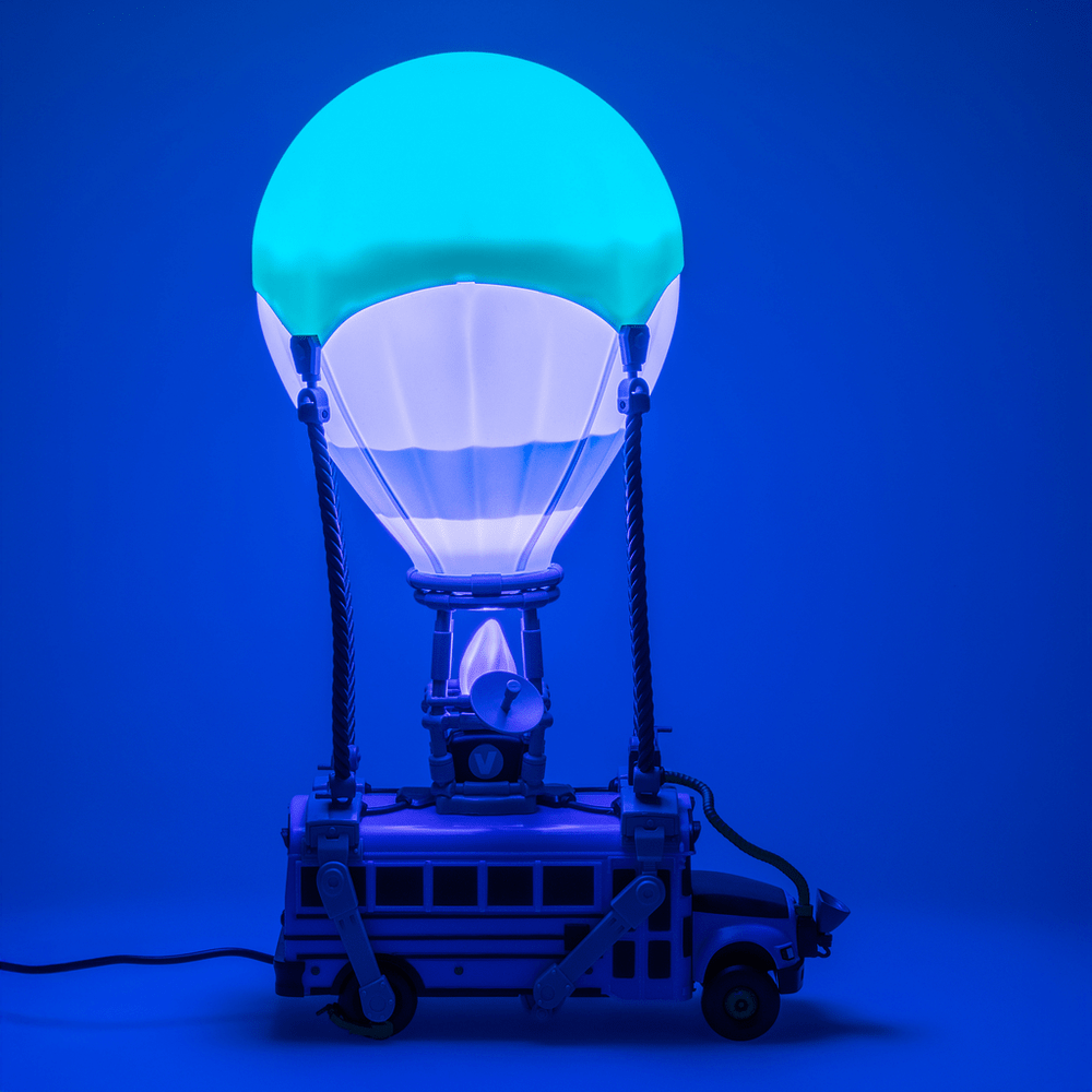 battle-bus-diorama-light-8