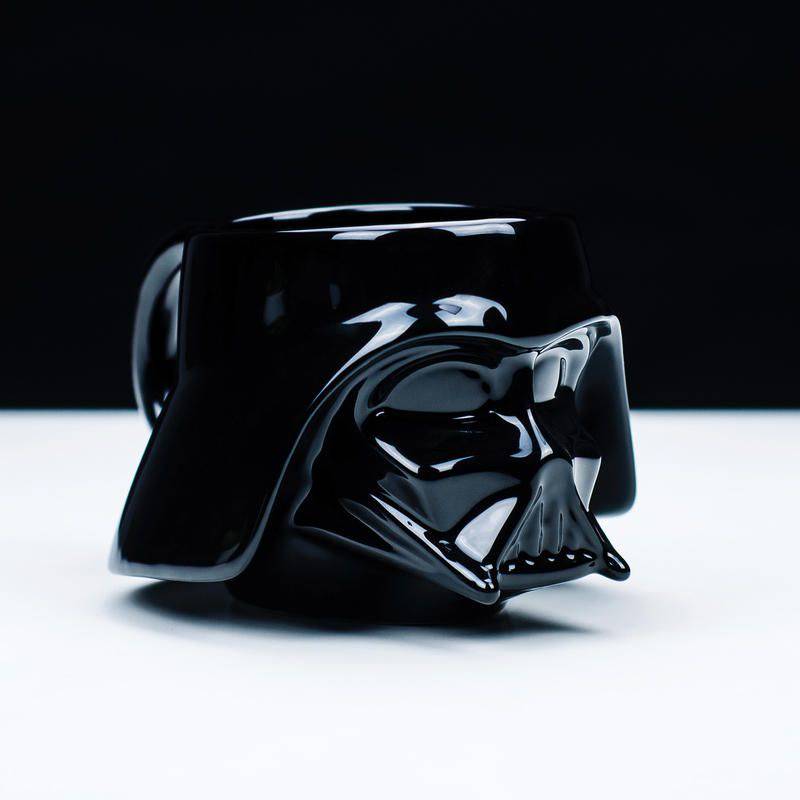 PP3713SW-Star-Wars-Darth-Vader-Shaped-Mug-Square-Lifestyle-1-1-1
