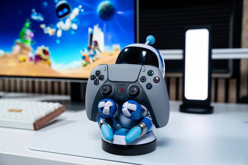cable-guys-sony-astro-bot-controller-phone-holder-3-
