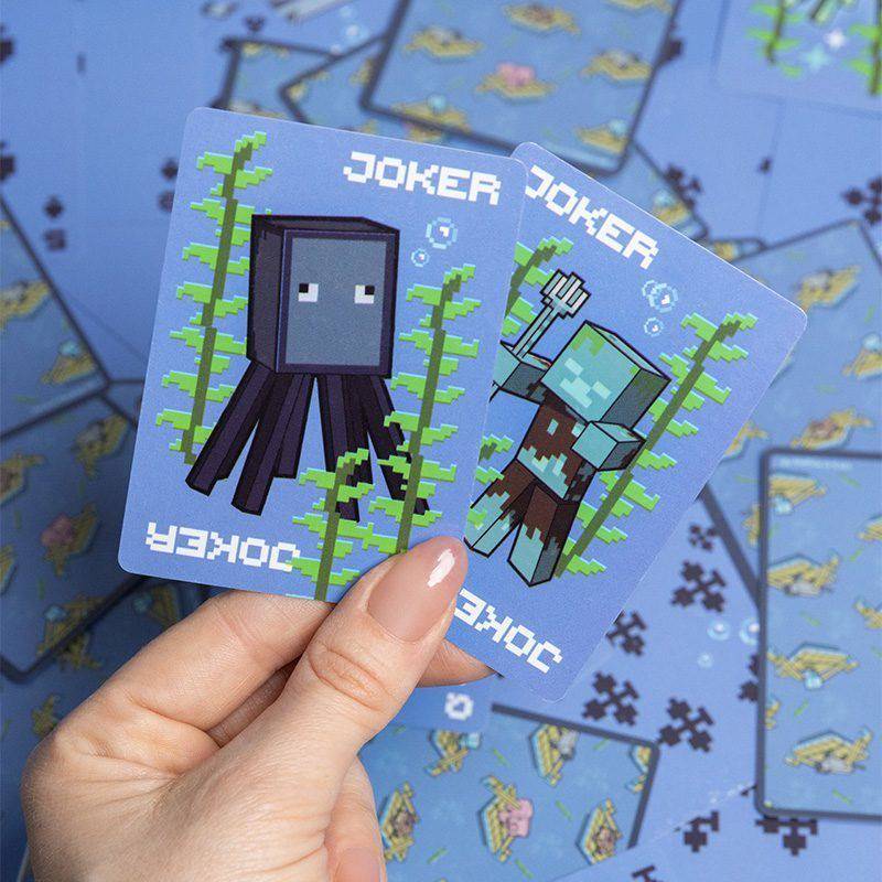 pp14949mcf-minecraft-waterproof-playing-cards-lifestyle-2-800-x-800-1
