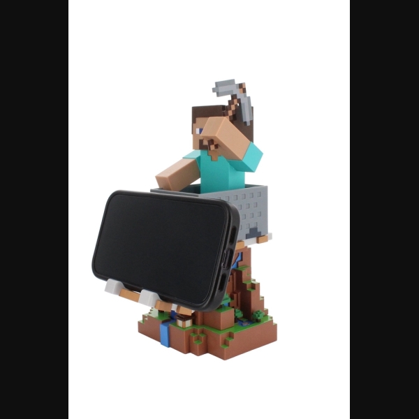 exg-minecraft-steve-phone-front-left-hr-website-optimised