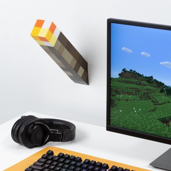 minecraft-torch-lempa-b848c-internetu-reference