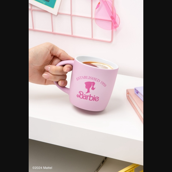 pp13761br-barbie-classic-mug-lifestyle-2