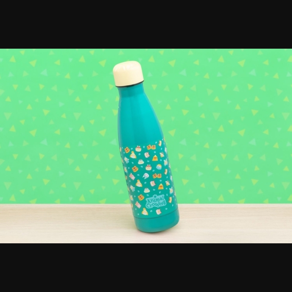 pp7722nn-animal-crossing-metal-water-bottle-lifestyle
