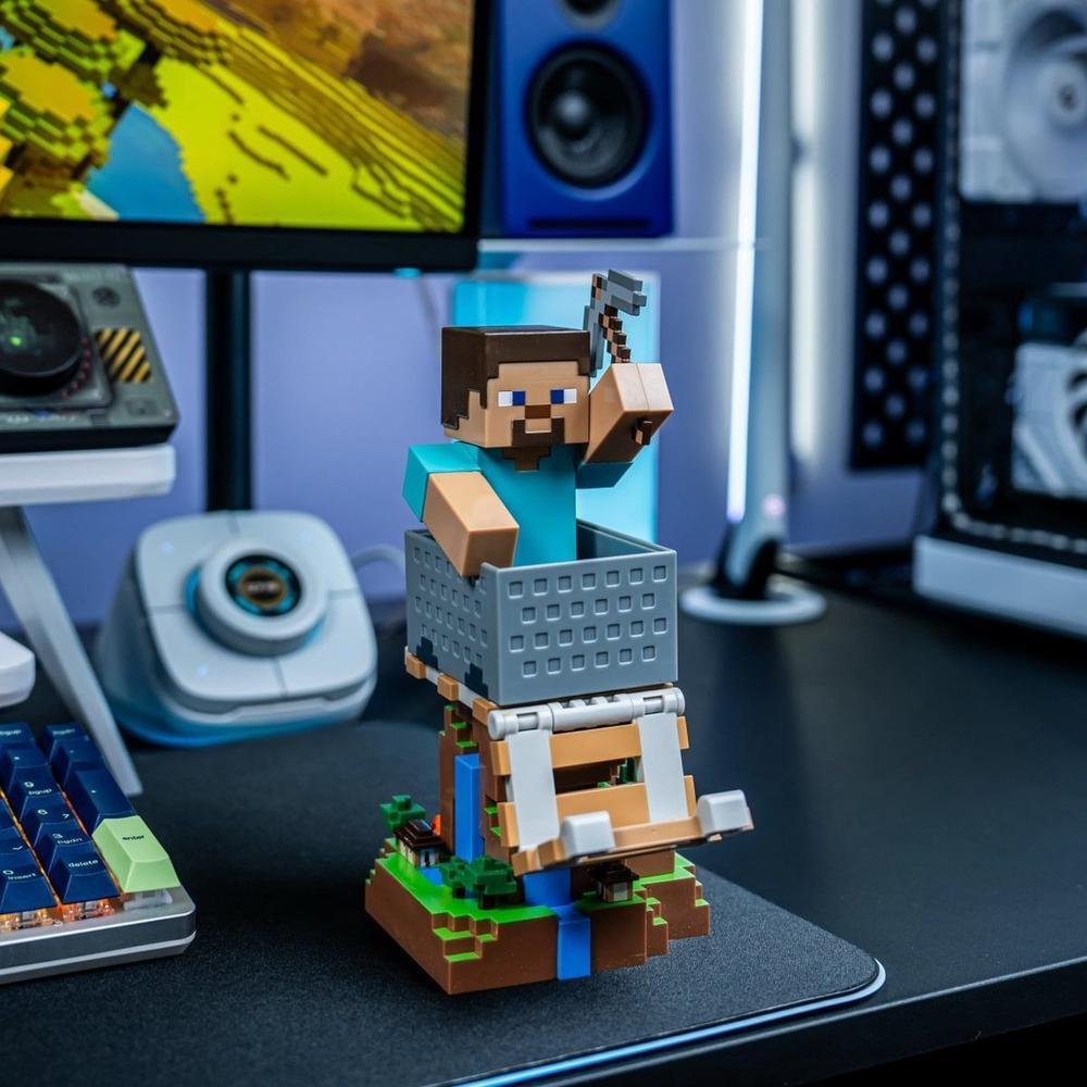 minecraft-steve-r-e-s-t-cable-guy-lifestyle-asset-medium9