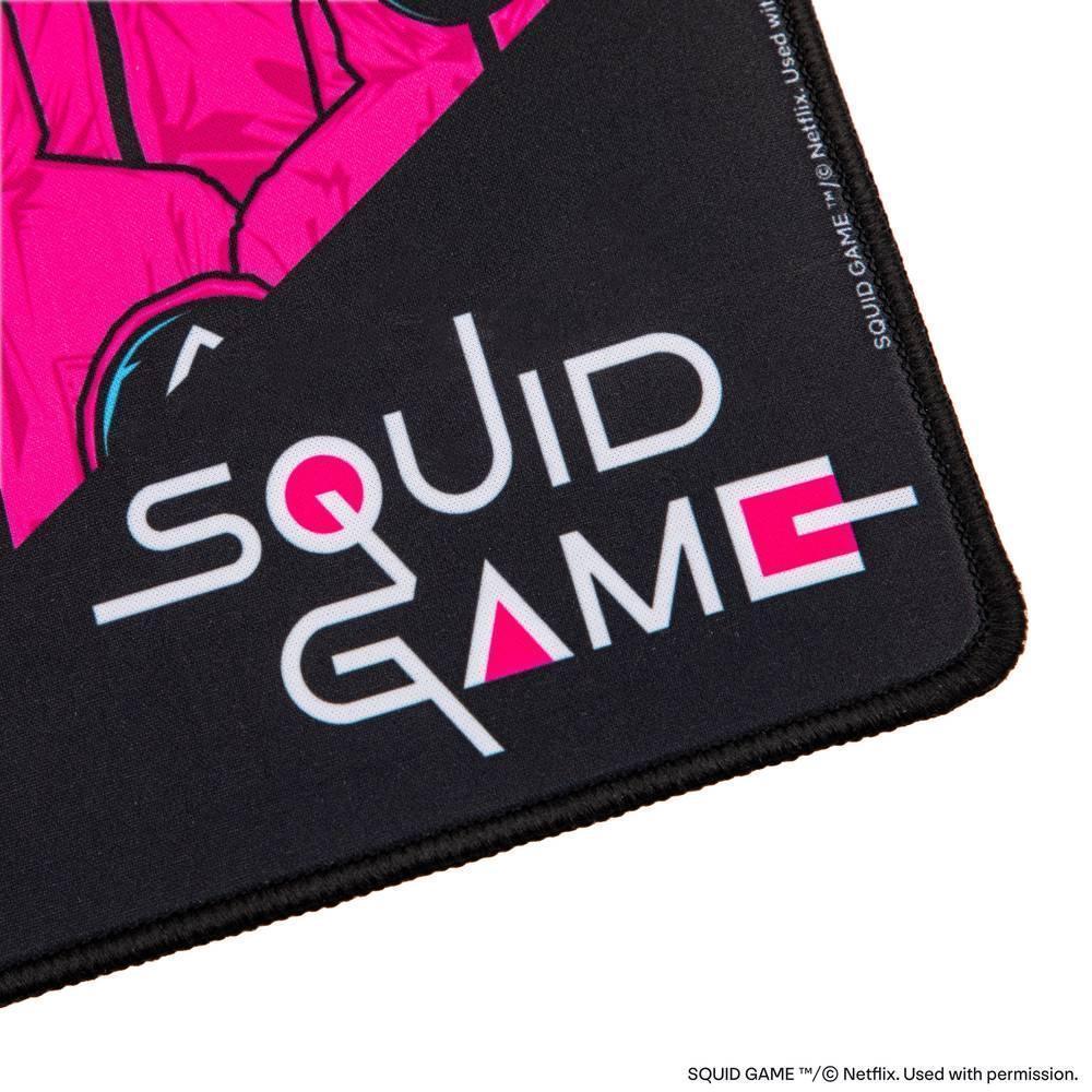 SG-Desk-Mat-Front-Man-and-Guards-Product-2-4895205619678-CR2540